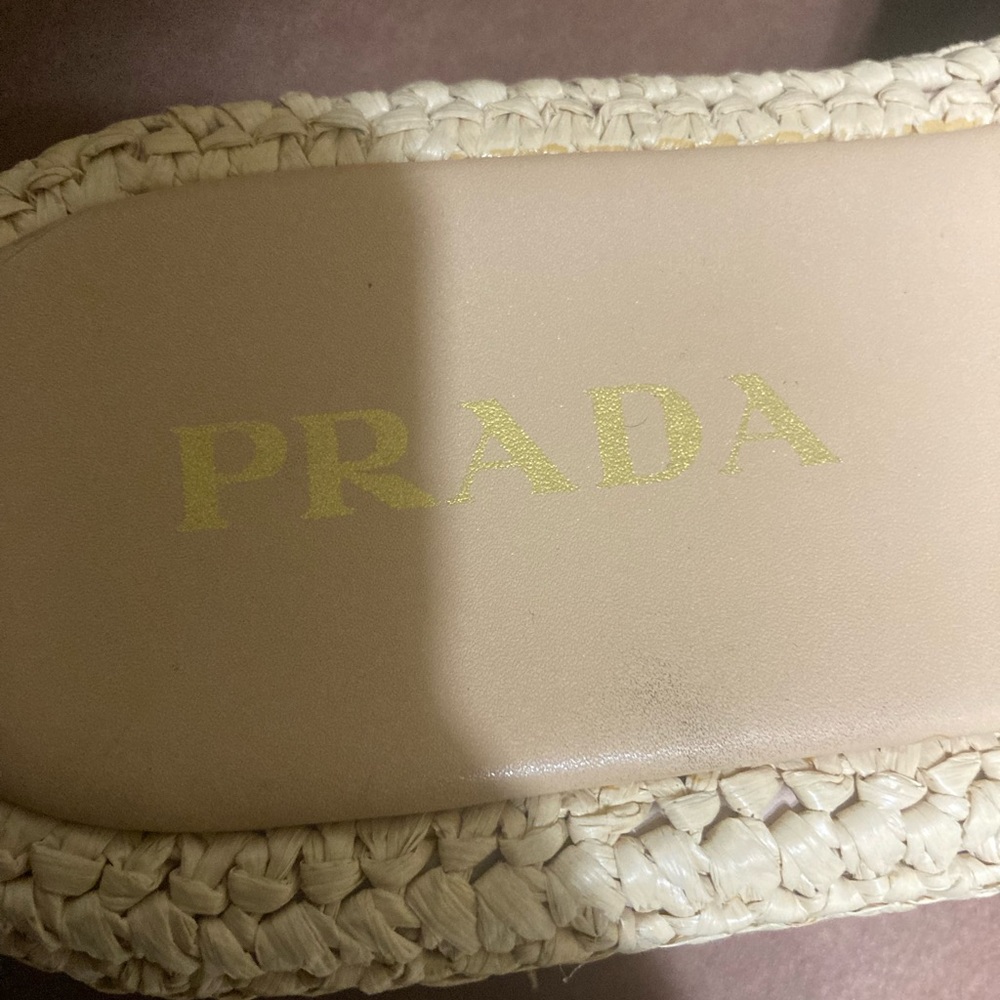 Prada beige crotchet slides - Picture 3 of 4
